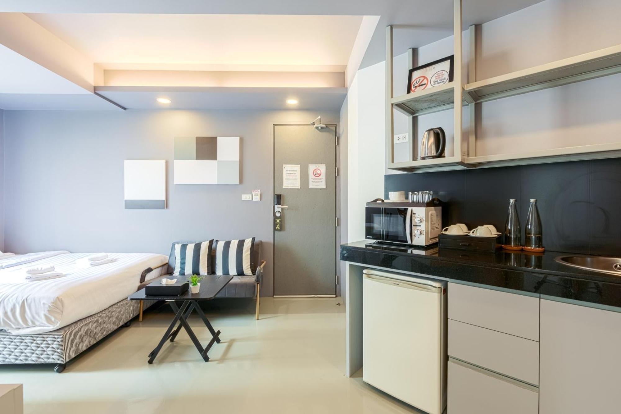 24 Hills Hotel Бангкок Екстер'єр фото